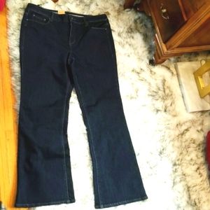 NWT DKNY dark wash jeans